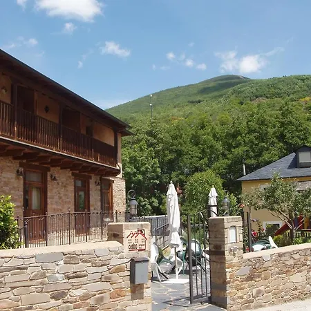 Отель Fontaninas 3*