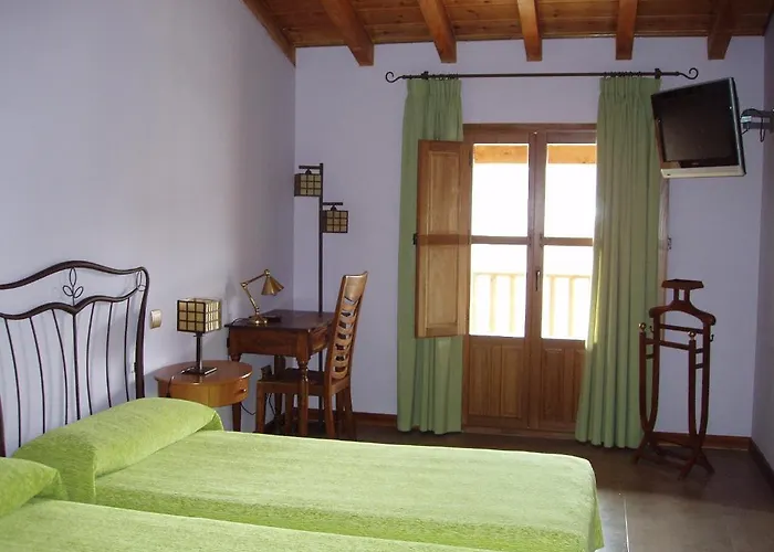 Fontaninas Отель Носеда-дель-Бьерсо